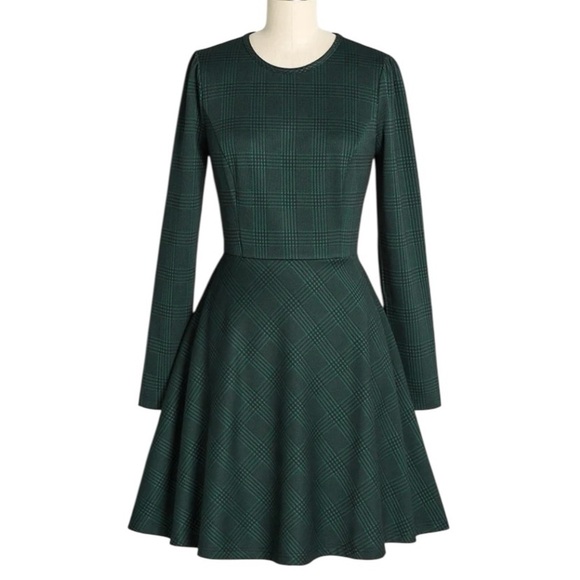 Modcloth State Of Grace Fit Flare Green Plaid Soft Swing Knee Length Dress SZ 1X - Picture 1 of 16